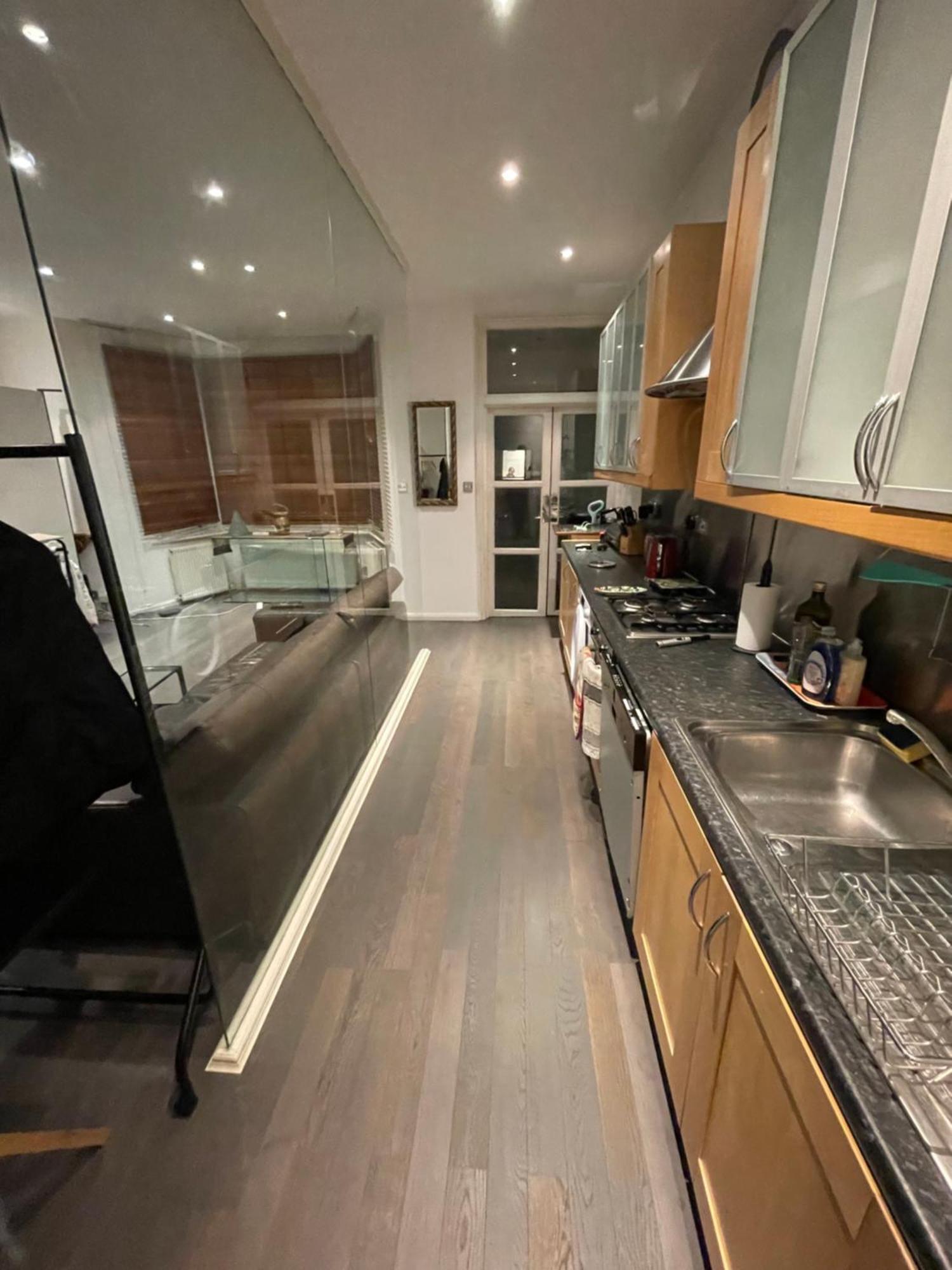 Large Studio Flat In Kensington Londýn Exteriér fotografie